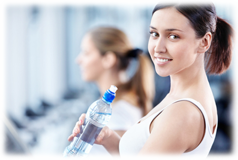 Girl holding waterbottle